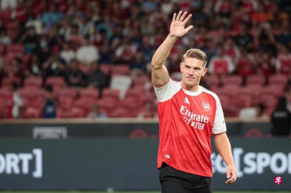 新援吉欧克勒斯热身赛首亮相 阿森纳热身赛擒喜鹊双喜临门